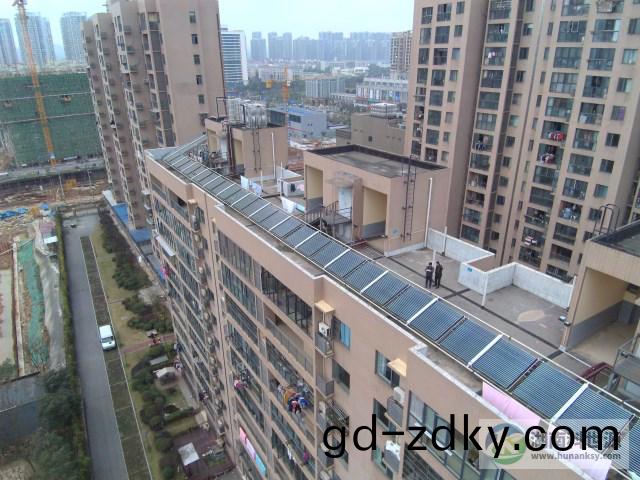 深國投(tou)（龍(long)灣(wan)1號公館）住宅太陽能熱水係統工程