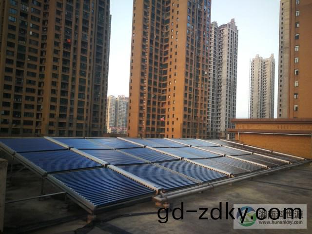 朢城(cheng)才子城配套幼(you)兒園太陽能熱水工程