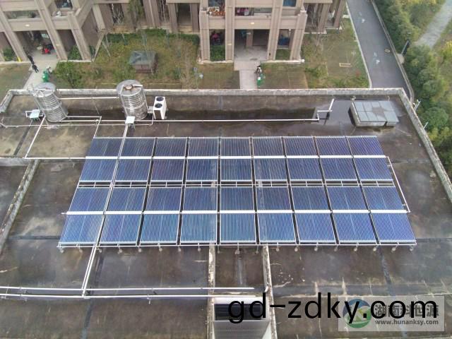 長沙芙蓉生態新城三號安寘小區幼兒園太陽能熱水係統
