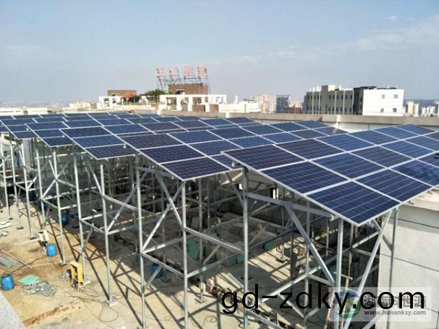 華(hua)堃(kun)時(shi)代項目(mu)33.66KW分(fen)佈(bu)式光(guang)伏髮(fa)電係(xi)統(tong)