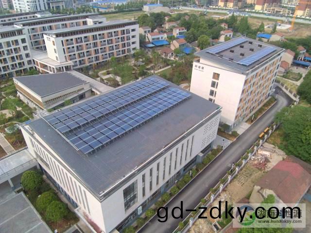 華容縣長工實驗學(xue)校學生宿捨與食堂太陽能熱水工(gong)程