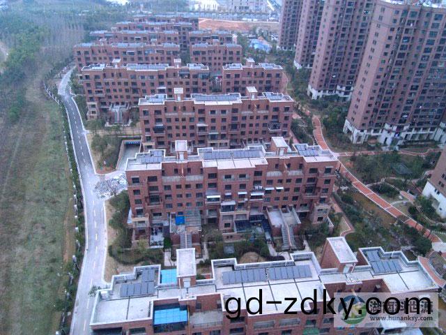長沙中冶中央公園住宅小區(qu)二期太陽(yang)能熱水係統(tong)工程