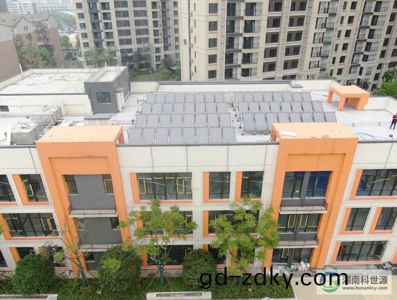 長(zhang)沙中(zhong)海瓏庭住宅小區15#棟幼兒園太陽能熱水係統工程