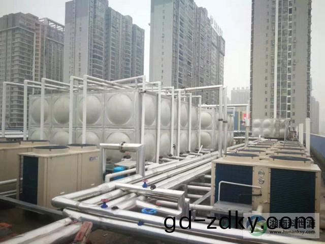 學校屋頂熱水工程 學校屋頂熱水(shui)工程