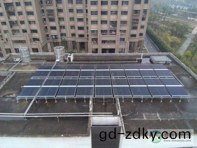 幼兒園屋頂太陽能熱水係統工程 幼兒園屋頂太陽能熱水係統工程