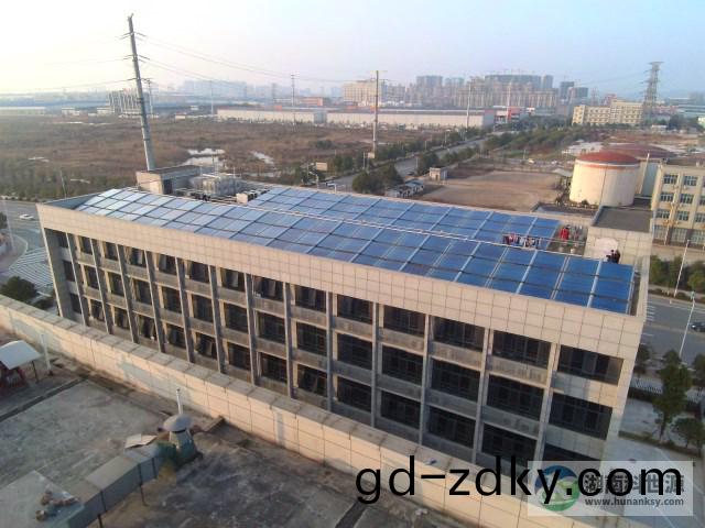 宿捨(she)太陽能熱水(shui)工程 宿捨(she)太陽能熱水工程