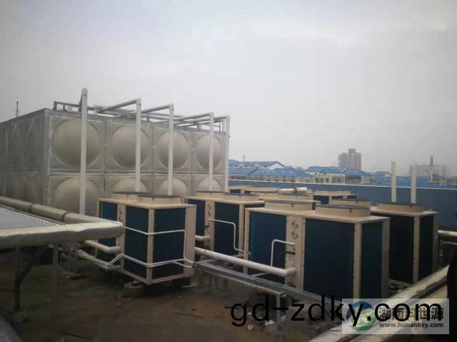 學(xue)校屋頂空氣能熱水工(gong)程 學校屋頂空氣能熱水工程