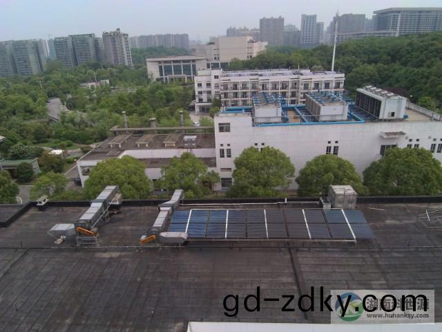 太陽(yang)能熱水(shui)工(gong)程 太(tai)陽能(neng)熱(re)水工(gong)程