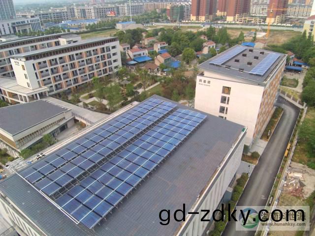 屋(wu)麵太陽能熱水係統 屋(wu)麵太陽能熱水係統