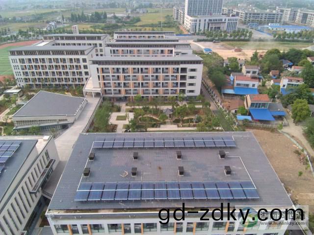 太陽能平(ping)舖大(da)串聯熱水循環係統 太陽能平舖大串聯熱水循環係統