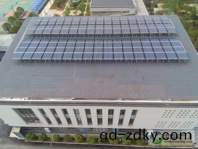 太陽能平舖大串聯(lian)熱(re)水循環係統 太陽(yang)能平舖大串聯熱水循環係統