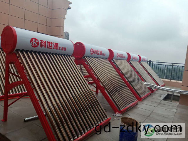 科世源一體式(shi)太陽能熱水器 科(ke)世源一(yi)體式太(tai)陽能熱水器