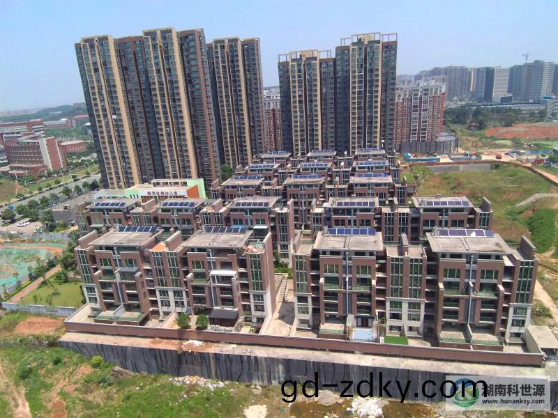 湖南科世源,湖南太陽能,長沙太(tai)陽能,太陽能熱水工程,湖南(nan)太(tai)陽能光伏髮電,熱水工程(cheng),空氣(qi)源熱水係統(tong),長(zhang)沙中央空調 湖南科世源,湖(hu)南太陽能,長沙太陽能,太陽能熱水工程,湖南太陽(yang)能光伏髮電,熱水工程,空氣源(yuan)熱水(shui)係統,長沙中央空調