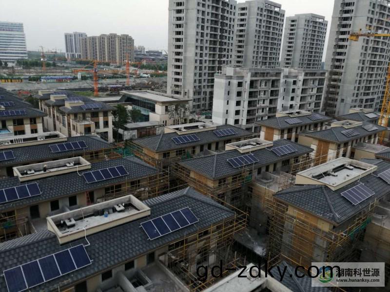 太陽能光(guang)伏髮電(dian)係統 太陽能光伏髮電係統(tong)