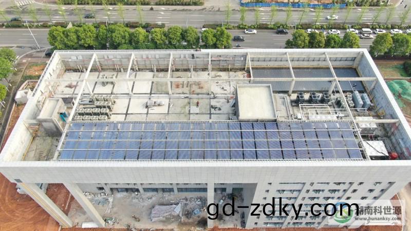 航拍太陽能熱水係統 航拍太陽能熱水係統