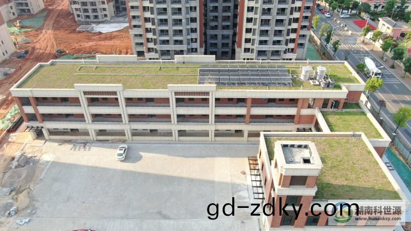 太陽能(neng)熱水係統工(gong)程