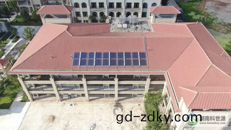 幼兒園部分太陽能熱水係統(tong)工程 幼兒園部分太陽能熱水係統工程