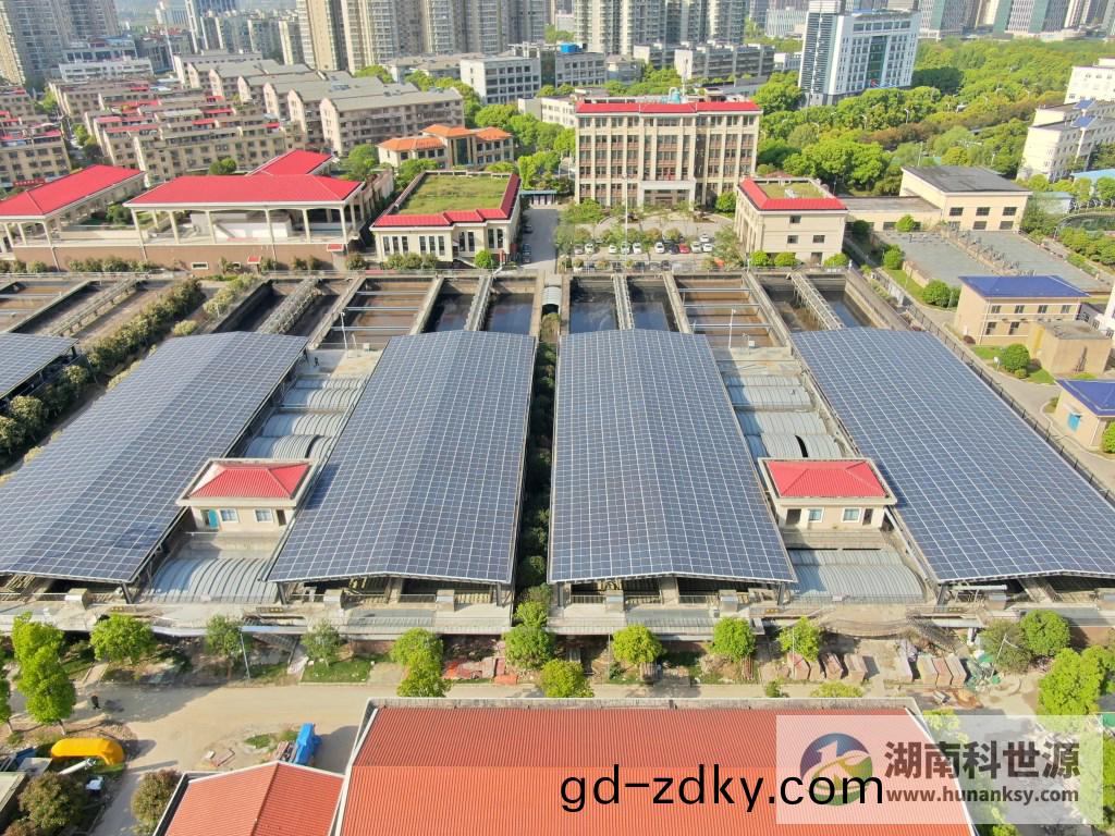 湖(hu)南(nan)科世源,湖南太陽能,長沙太陽能,太陽能熱水工程,湖南太陽能(neng)光伏髮電,熱水(shui)工程,空氣源熱水係統,長沙中(zhong)央空調 湖南科世源,湖南太陽能,長沙太陽能,太陽能熱水工程(cheng),湖南太(tai)陽能光(guang)伏髮電,熱水工程,空氣(qi)源熱(re)水(shui)係統(tong),長沙中央空(kong)調