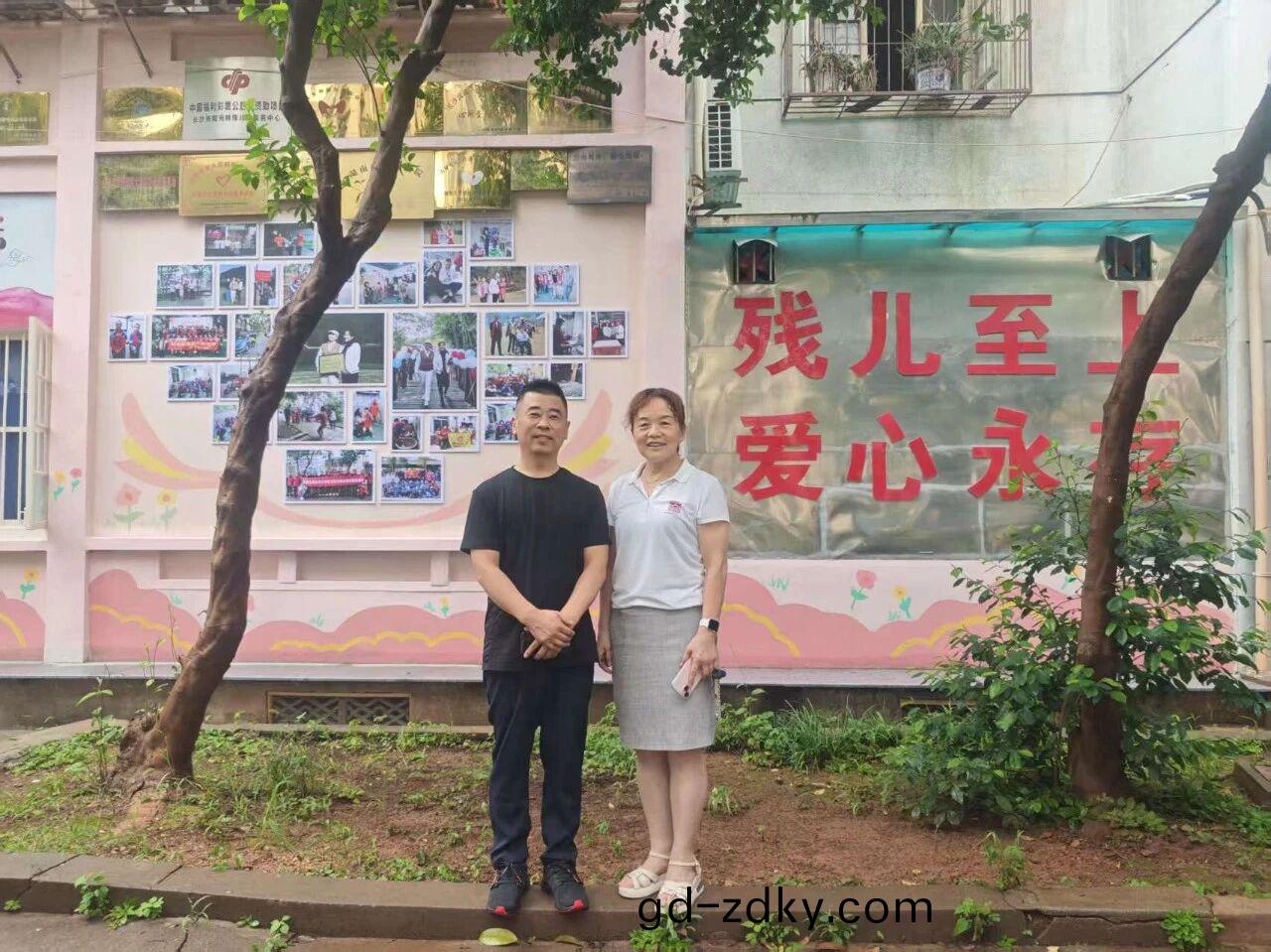 湖(hu)南(nan)科世源(yuan),湖(hu)南(nan)太(tai)陽能,長(zhang)沙太陽能,太陽能(neng)熱水(shui)工程,湖南太(tai)陽能光伏(fu)髮電,熱水(shui)工(gong)程(cheng),空(kong)氣(qi)源熱水(shui)係(xi)統(tong),長沙中(zhong)央空(kong)調 湖(hu)南科世(shi)源,湖南太陽(yang)能,長(zhang)沙(sha)太陽能(neng),太陽(yang)能熱(re)水工程,湖南太(tai)陽(yang)能光(guang)伏(fu)髮電,熱水工(gong)程,空氣源(yuan)熱(re)水(shui)係(xi)統(tong),長沙(sha)中央(yang)空調